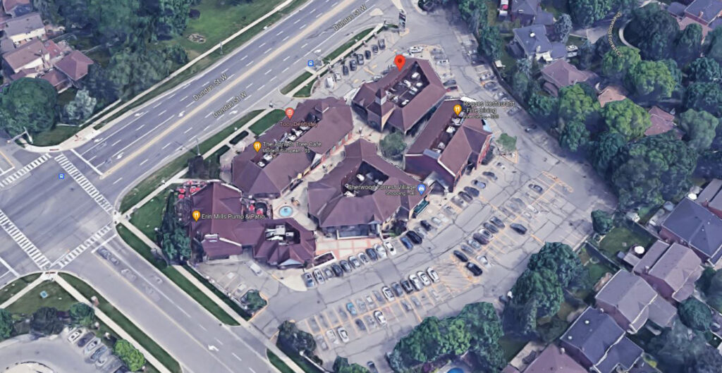1900 Dundas St. W.