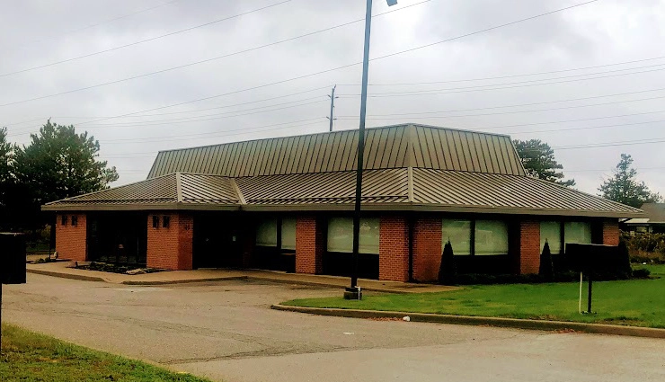 168 Simcoe Street